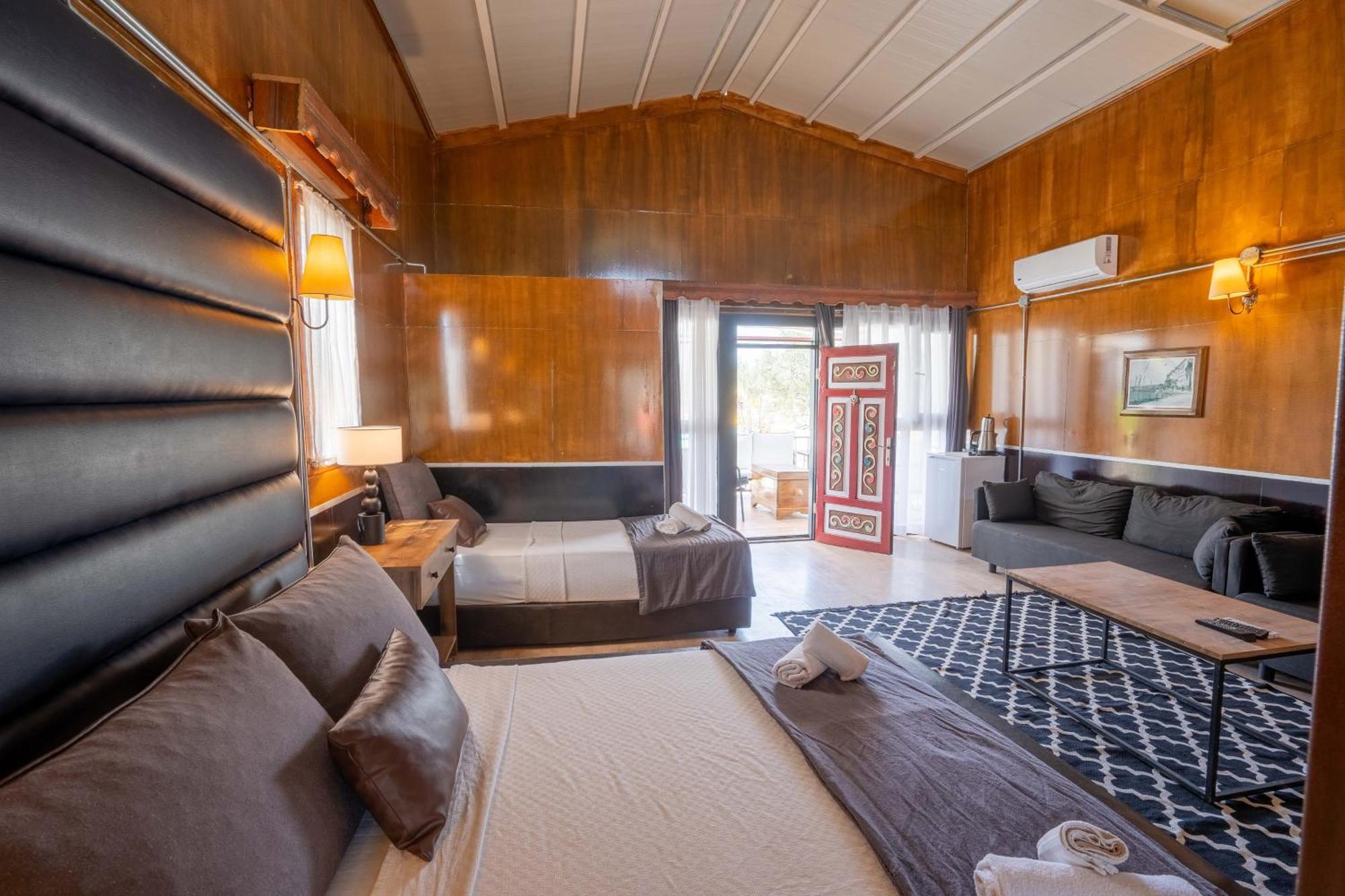 Simlarda Country Club Ayvalik Villa Exteriör bild