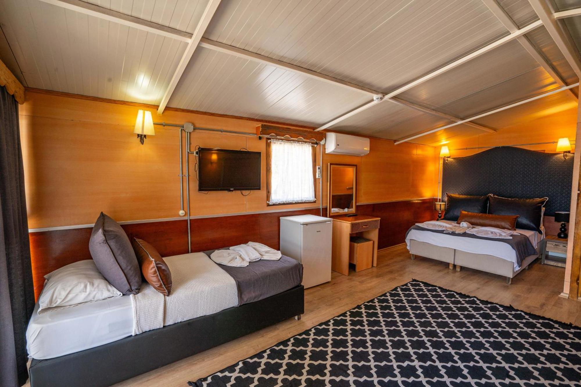 Simlarda Country Club Ayvalik Villa Exteriör bild
