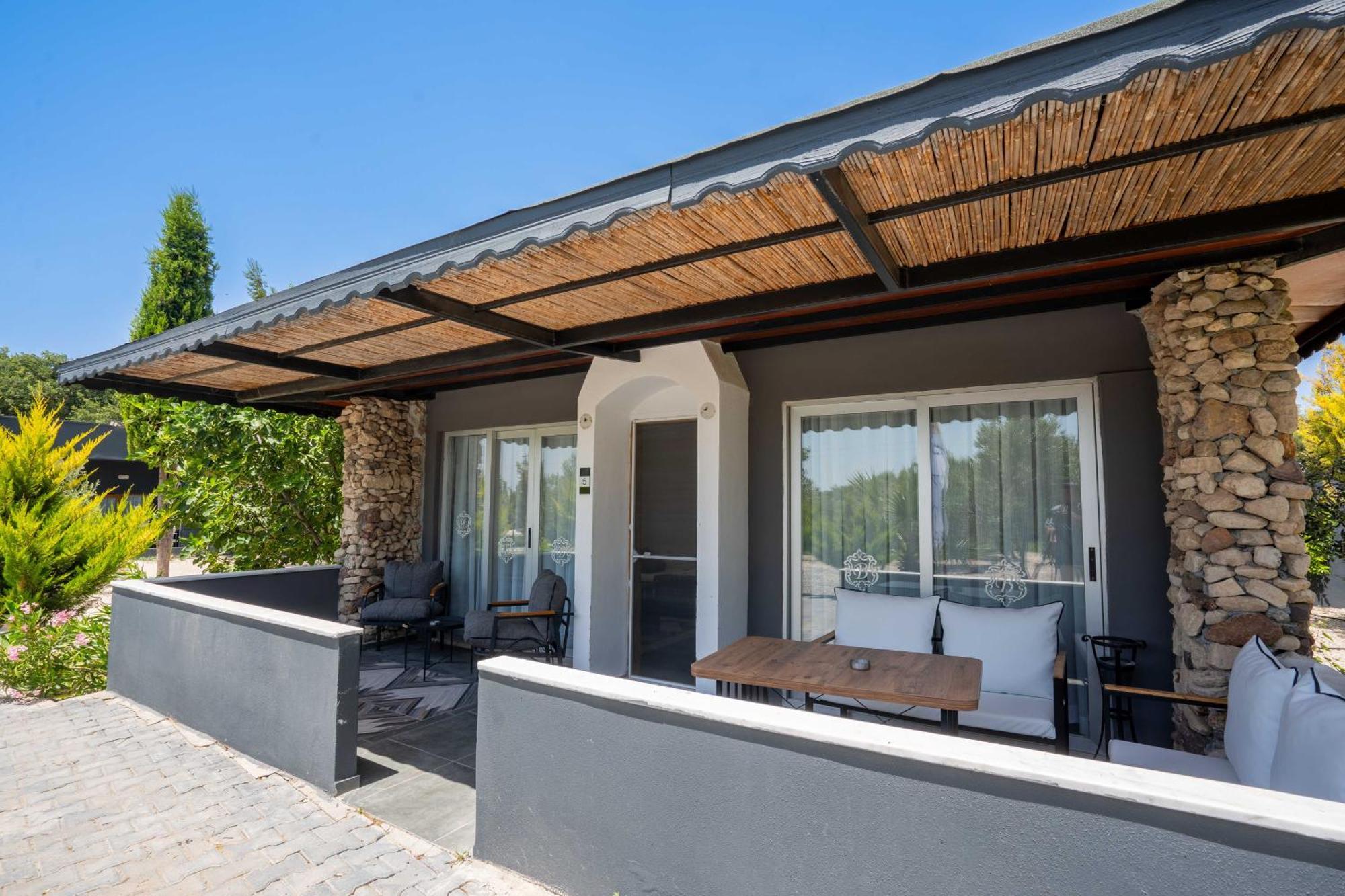 Simlarda Country Club Ayvalik Villa Exteriör bild