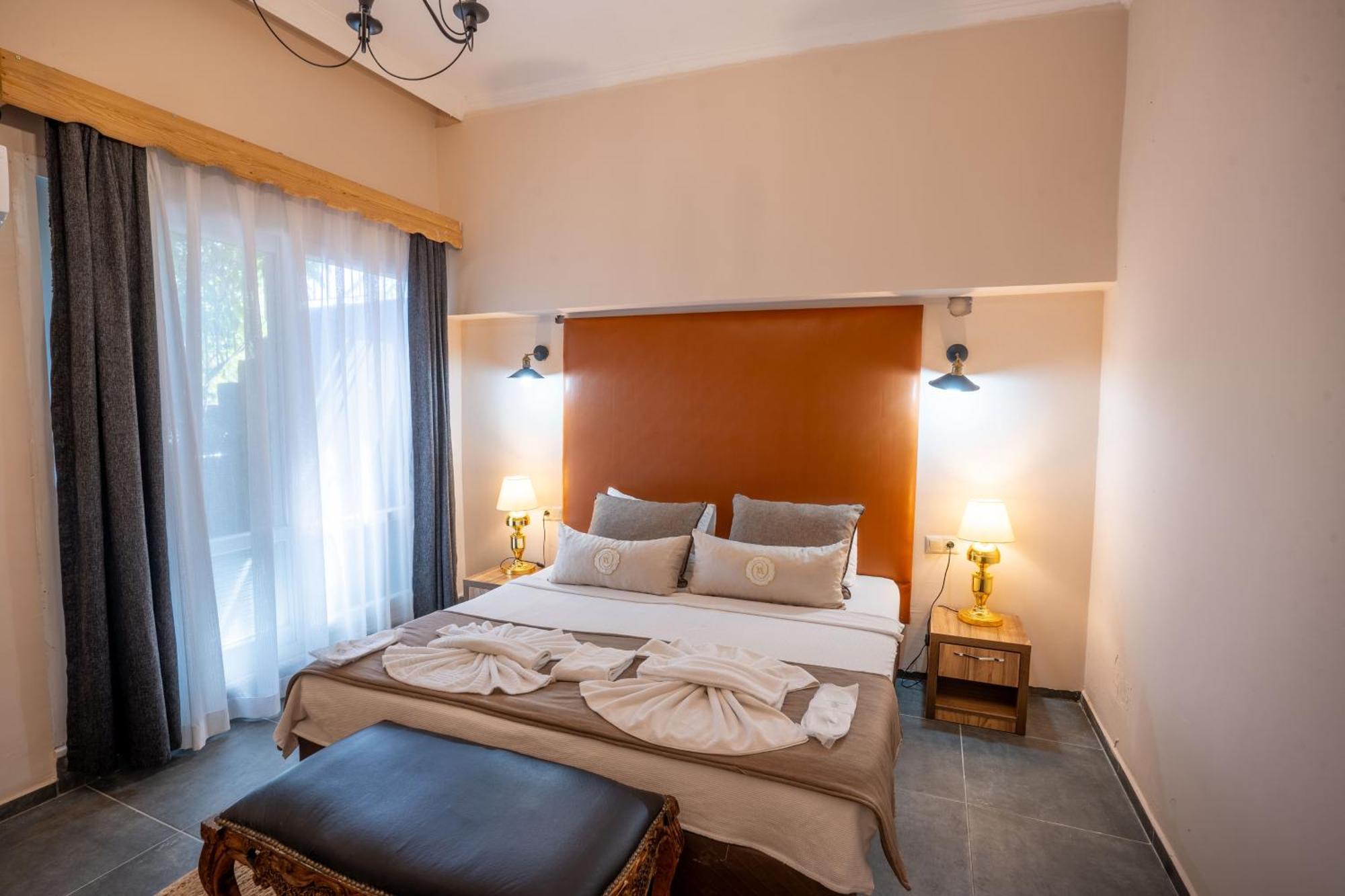Simlarda Country Club Ayvalik Villa Exteriör bild