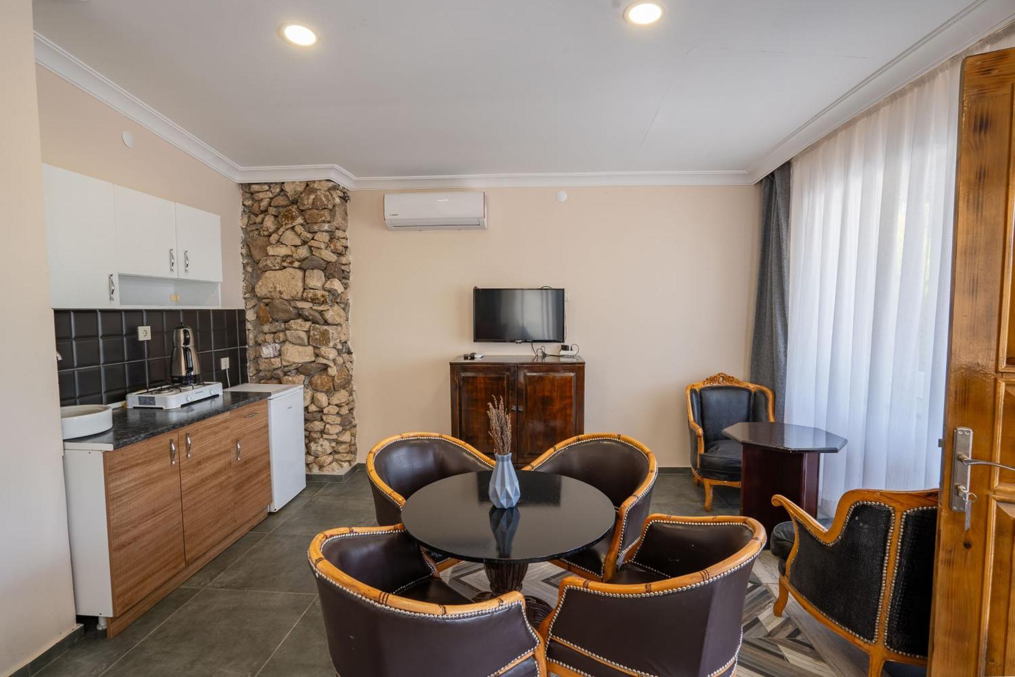 Simlarda Country Club Ayvalik Villa Exteriör bild